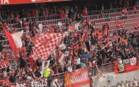 Le retour des tribunes debout?